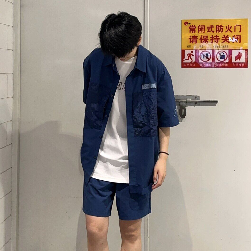 李宁韦德男子2026运动休闲时尚潮流百搭口袋工装短袖衬衫ASHU493