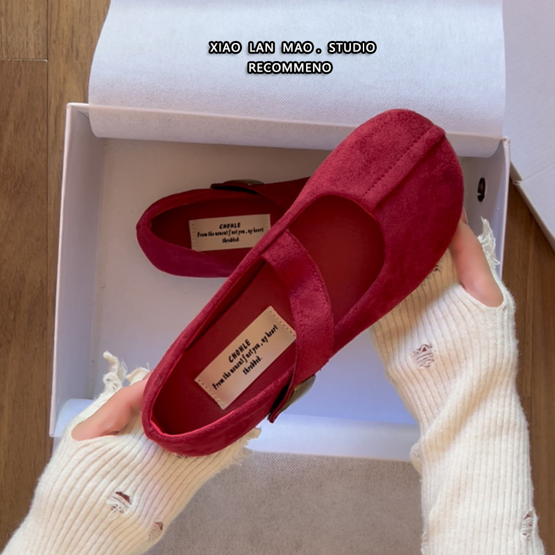 红色法式玛丽珍鞋女2026春夏平底绒面浅口搭扣单鞋复古通勤小红鞋,女鞋,时尚芭蕾鞋,淘宝优惠券,粉丝福利购,淘宝优惠卷