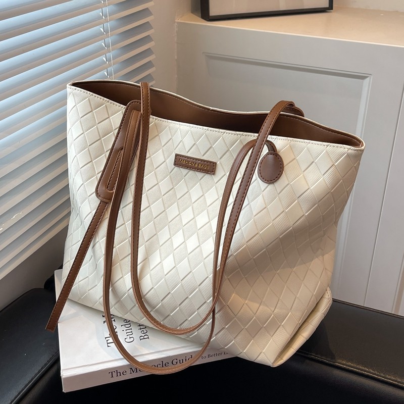 秋冬大容量包包女休闲百搭单肩包高级感洋气学生上课通勤托特包,箱包皮具/热销女包/男包,托特包,淘宝优惠券,粉丝福利购,淘宝优惠卷