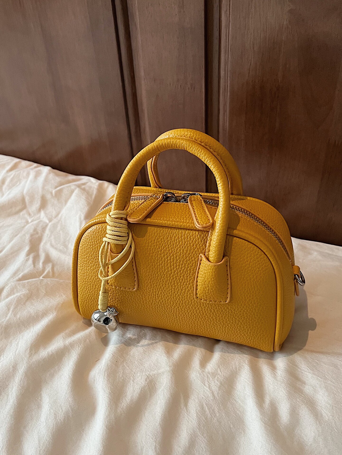 Borsa a tracolla super trendy rossa da donna 2026, nuova borsa a mano versatile e alla moda, borsa piccola e squisita per uscire_voghion.com