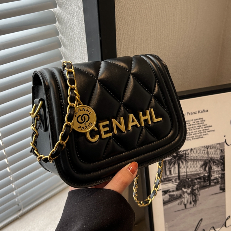 高级感包包2023秋冬新款潮时尚女包网红菱格链条包百搭斜挎马鞍包