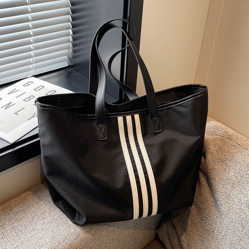 大容量包包女高级感时尚单肩包牛津布百搭托特包大学生上课通勤包