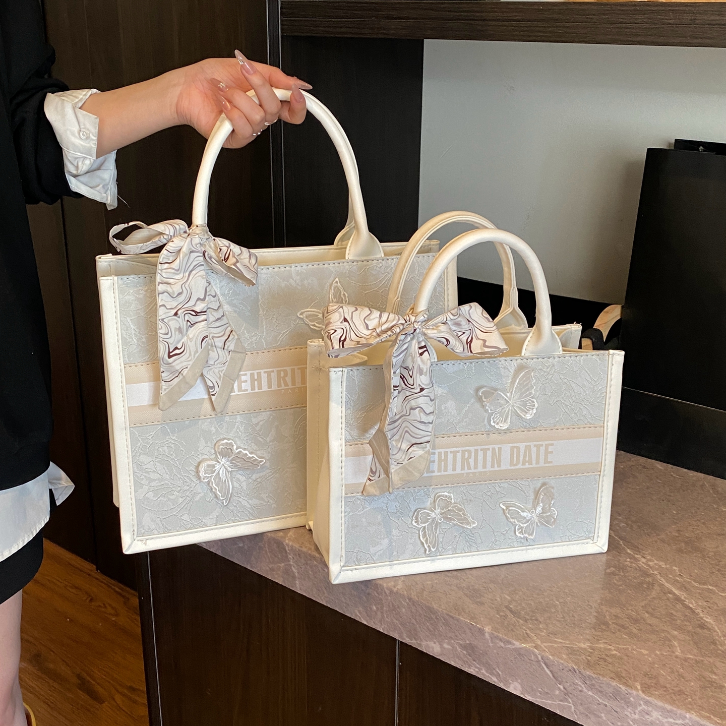 小众设计手提包上班通勤托特包