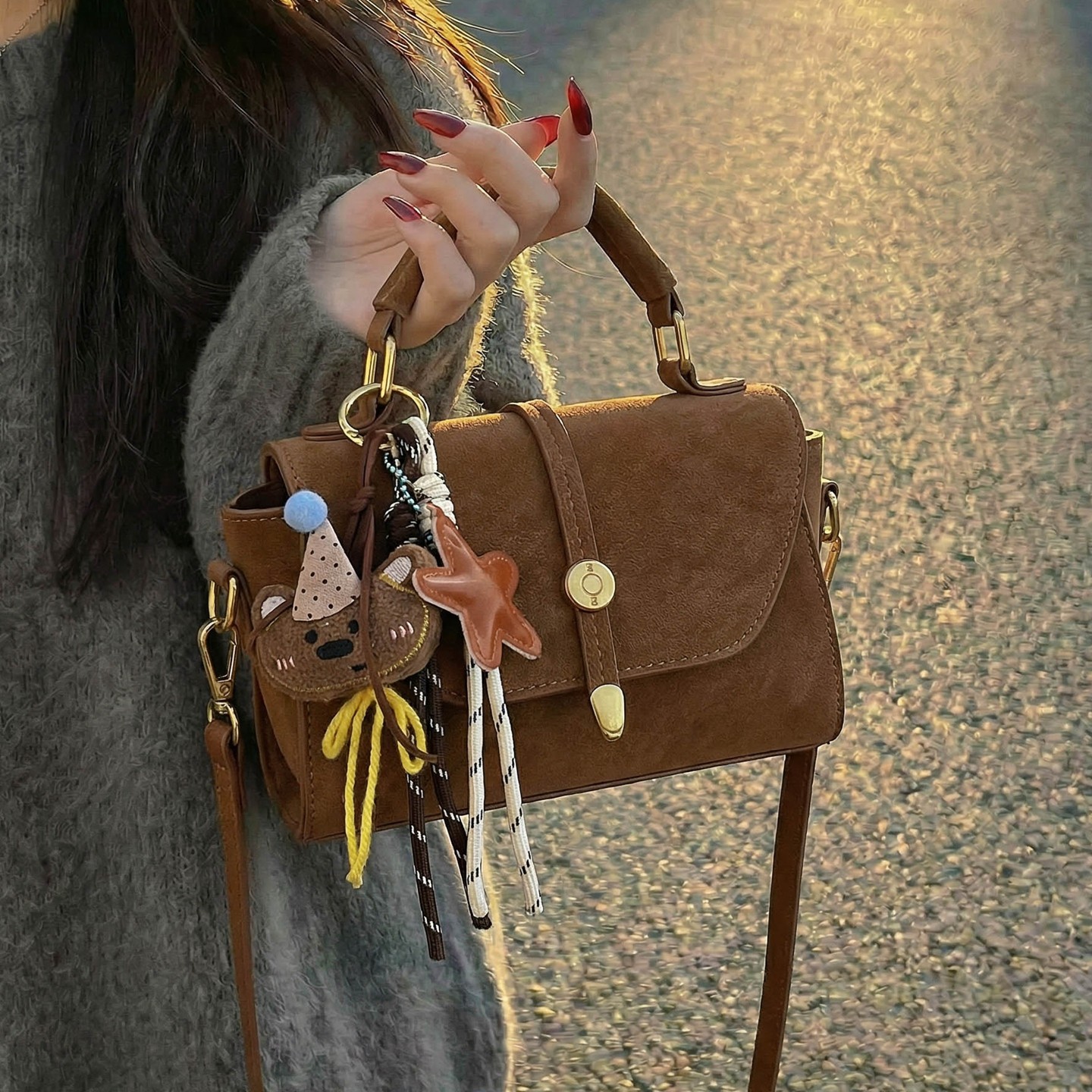 美拉德复古小包包女式2026新款时尚通勤百搭斜挎包超火手提小方包,箱包皮具/热销女包/男包,通用款女包,淘宝优惠券,粉丝福利购,淘宝优惠卷