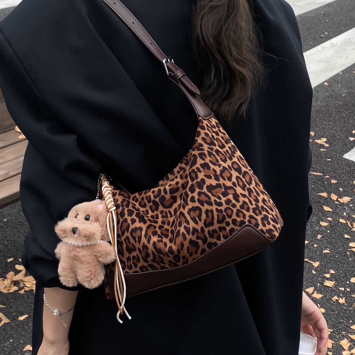 豹纹腋下包百搭大容量通勤斜挎包