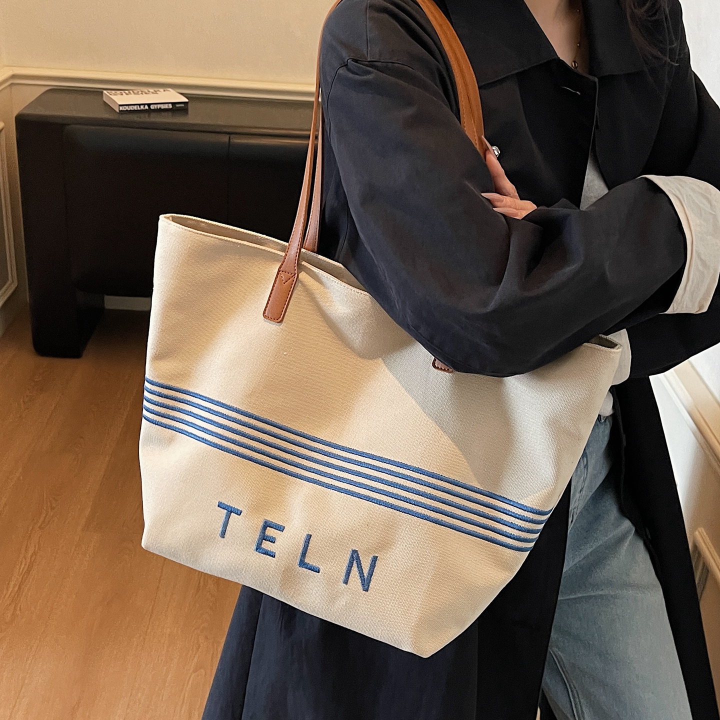 休闲大容量帆布包通勤单肩购物袋