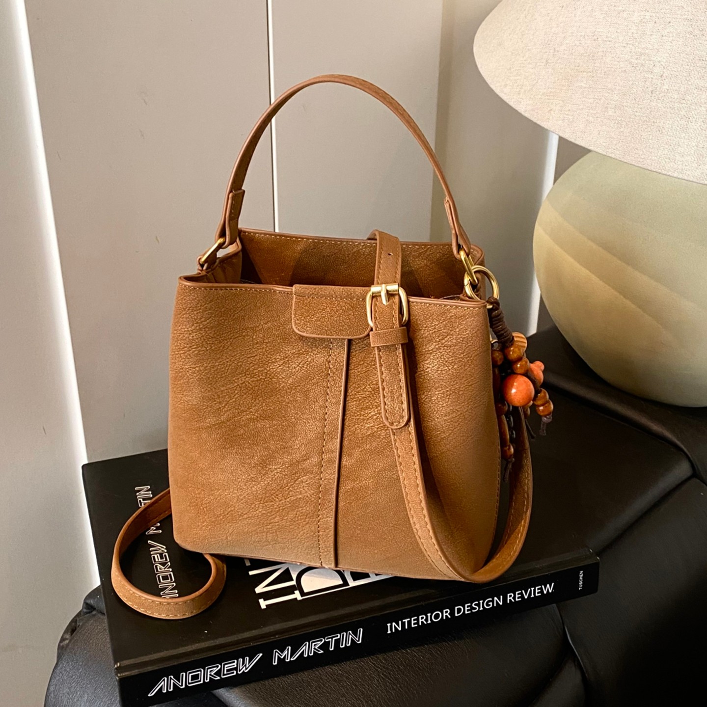 今年流行爆款女士包包2026新款质感百搭复古斜挎包超火手提水桶包,箱包皮具/热销女包/男包,通用款女包,淘宝优惠券,粉丝福利购,淘宝优惠卷