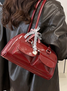 韩国允真同款保龄球包包女2026新款复古单肩腋下包红色结婚新娘包