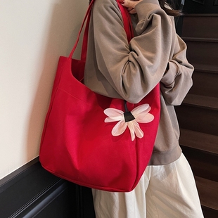 红色帆布包女2026夏新款韩系慵懒风学生通勤单肩托特包休闲购物袋