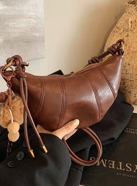 复古小众设计包包女式2025新款时尚百搭斜挎包流行单肩腋下饺子包