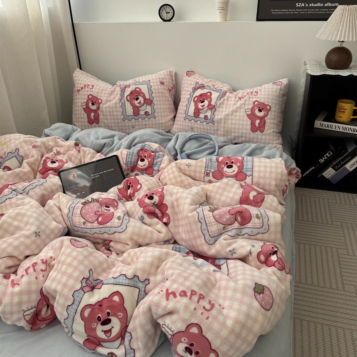 草莓维尼卡通少女心印花四件套