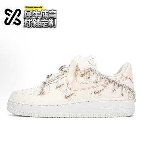 Nike定制低帮球鞋全新正品