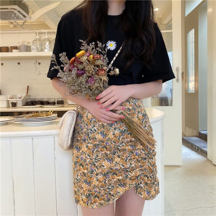 2020 summer new pattern Korean Edition chic Paige Self cultivation Irregular Short skirt Broken flowers Package hip have cash less than that is registered in the accounts skirtin the Women's clothing/Boutique , Skirts  category - from Buy2taobao.com to provide professional Taobao agent buy service