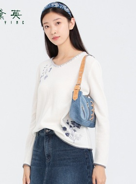 黛英冬季新品简约时尚百搭减龄绣花款针织毛衫 SMAN4262