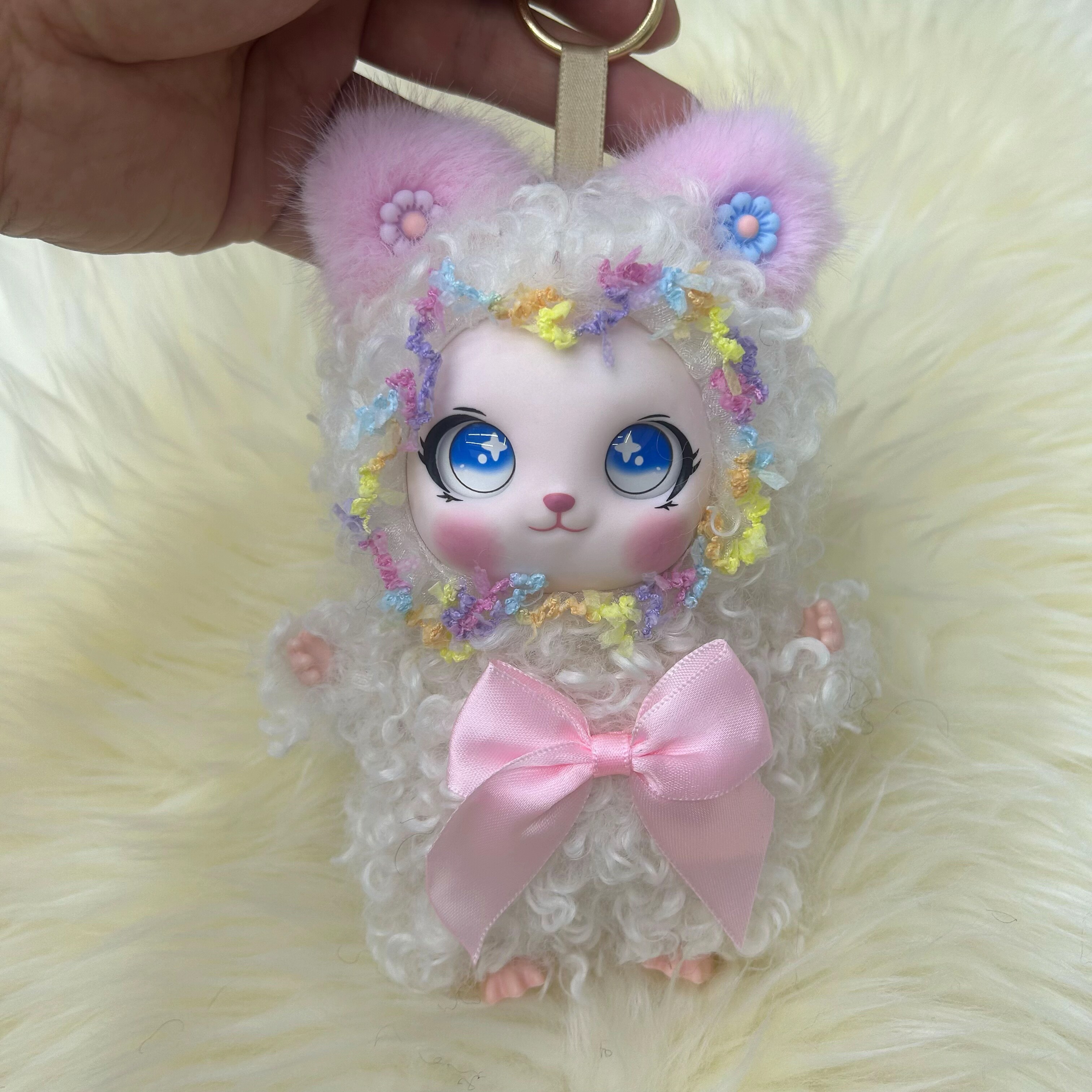 卷毛甜宝宝蝴蝶花治愈系娃娃毛绒玩具挂件兔兔耳朵玩偶公仔钥匙扣图片