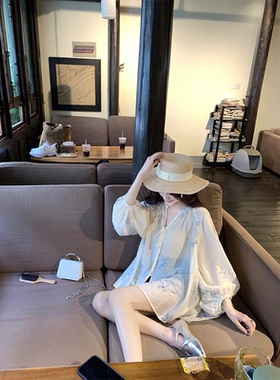 珍珍家香楹花月自带肌理感蒲公英撞色重工刺绣衬衫灯笼袖系带罩衫