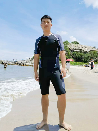 男泳衣短袖五分泳裤速干防晒套装
