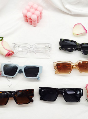 小猪旦旦防紫外线时尚男女太阳镜