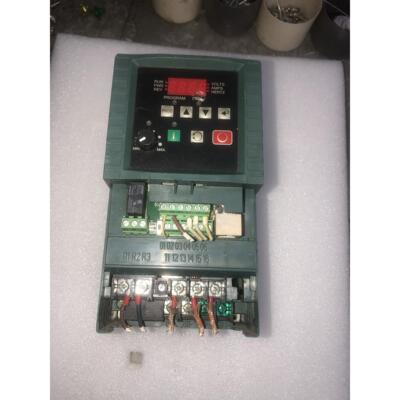 配件变频器M/N: 6mdan-8p0111，1.5kw 220vac议价议价