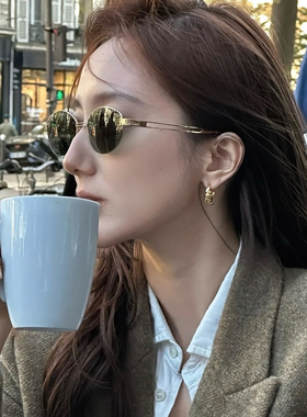 上镜出圈2026春夏老钱风大猫眼茶色太阳眼镜街拍白月光显脸小墨镜