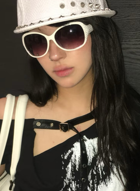 千禧年y2k辣妹欧美风白框太阳镜眼时尚个性镶钻复古早闪亮墨镜酷
