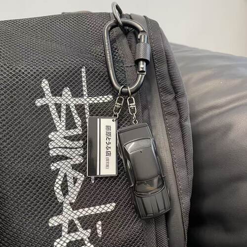 合金正版道奇挑战者跑车钥匙扣车载挂件装饰背包挂饰汽车1比64