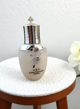 不多 HOU 天 气 D~花献滋养液25ml水乳液小样 补水 修复 扛氧化