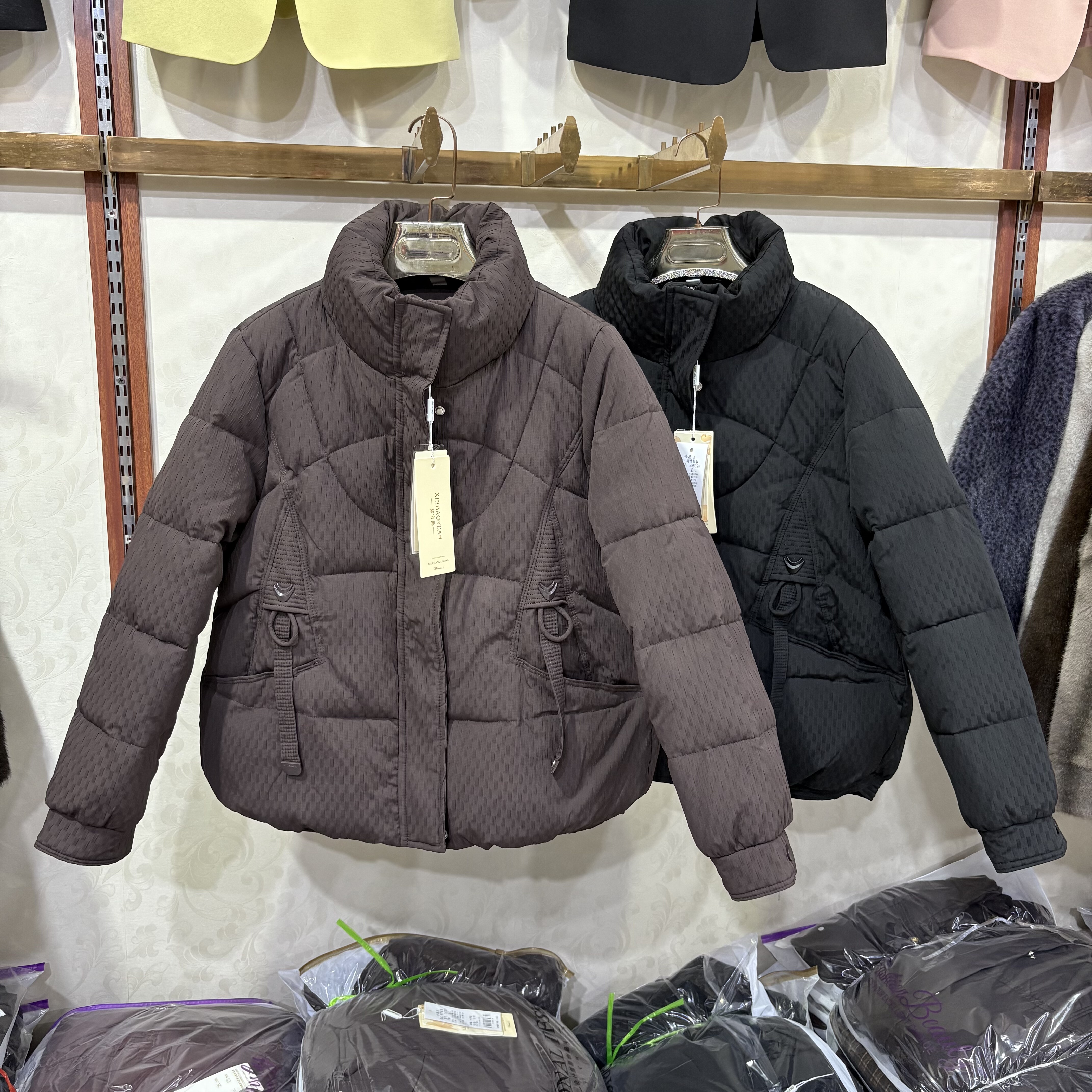 鑫宝源25B09专柜正品中老年妈妈冬棉服女冬棉衣外套时尚保暖洋气
