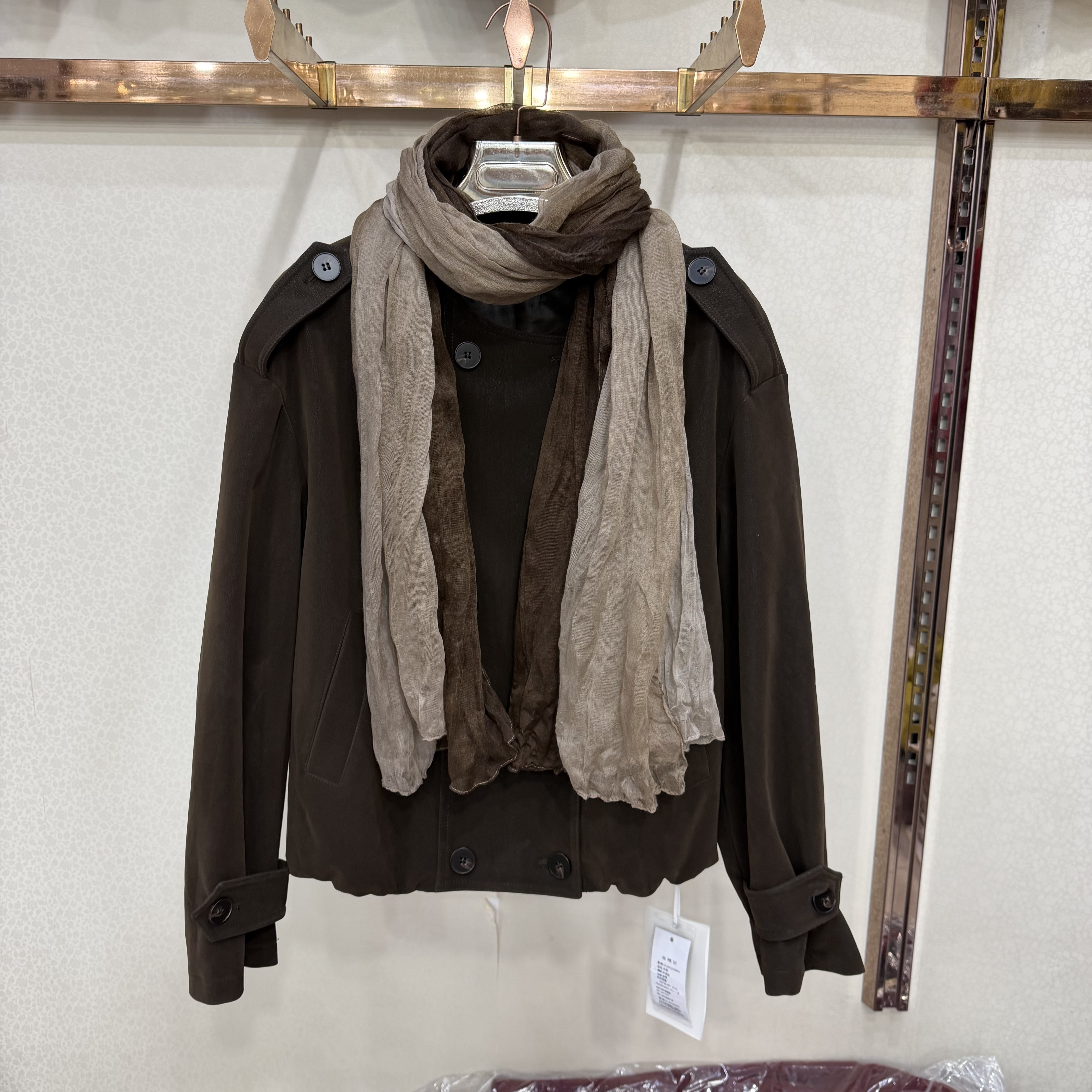 名扬M26QW860正品复古双排扣风衣女秋百搭外套搭配渐变围巾两件套