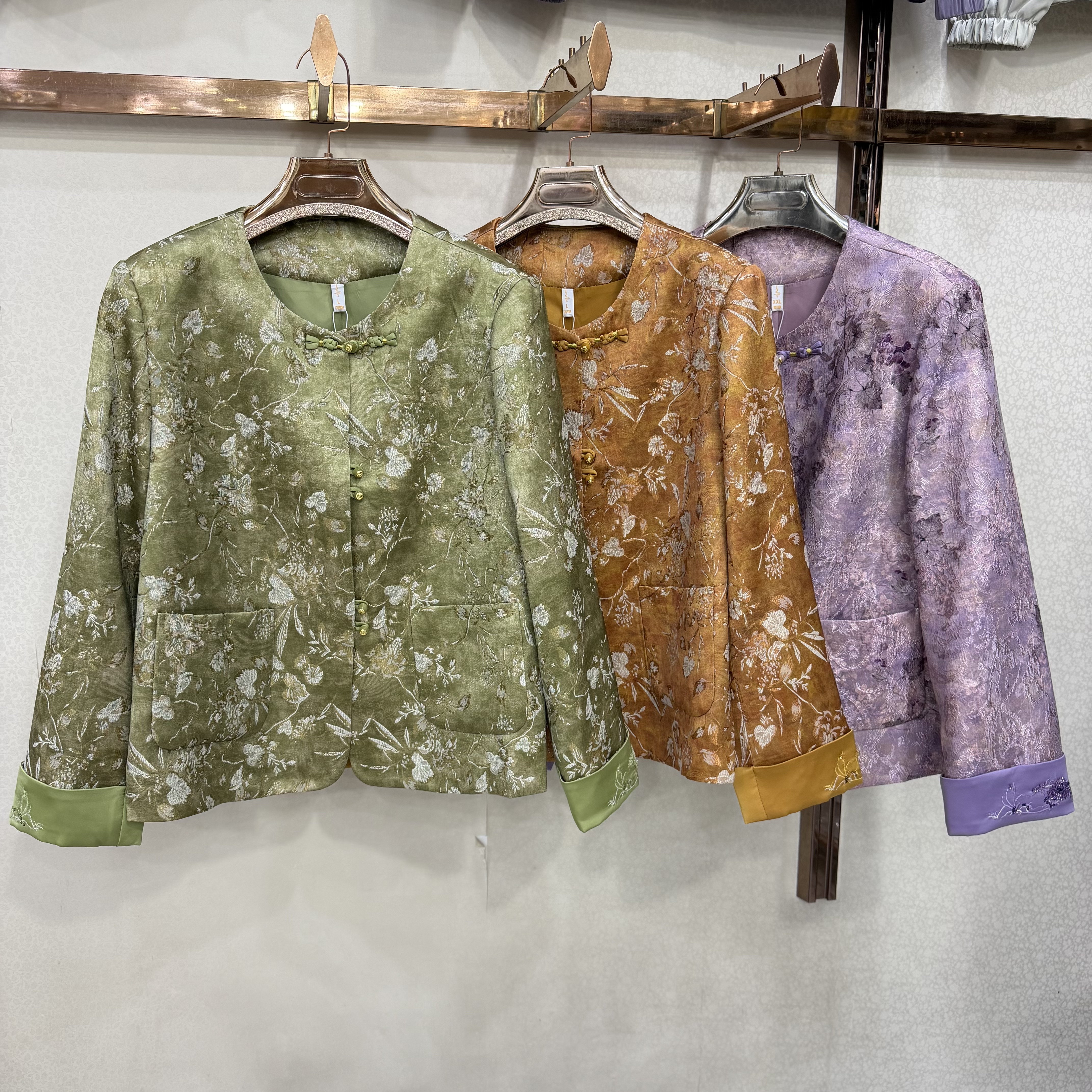 雨格A315专柜正品新中式外套女圆领盘扣花卉提花袖口刺绣翻边上衣