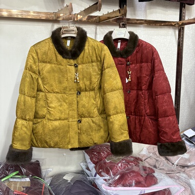 鑫杰迪尔963专柜正品新中式羽绒服冬季新款保暖喜婆婆红色外套女