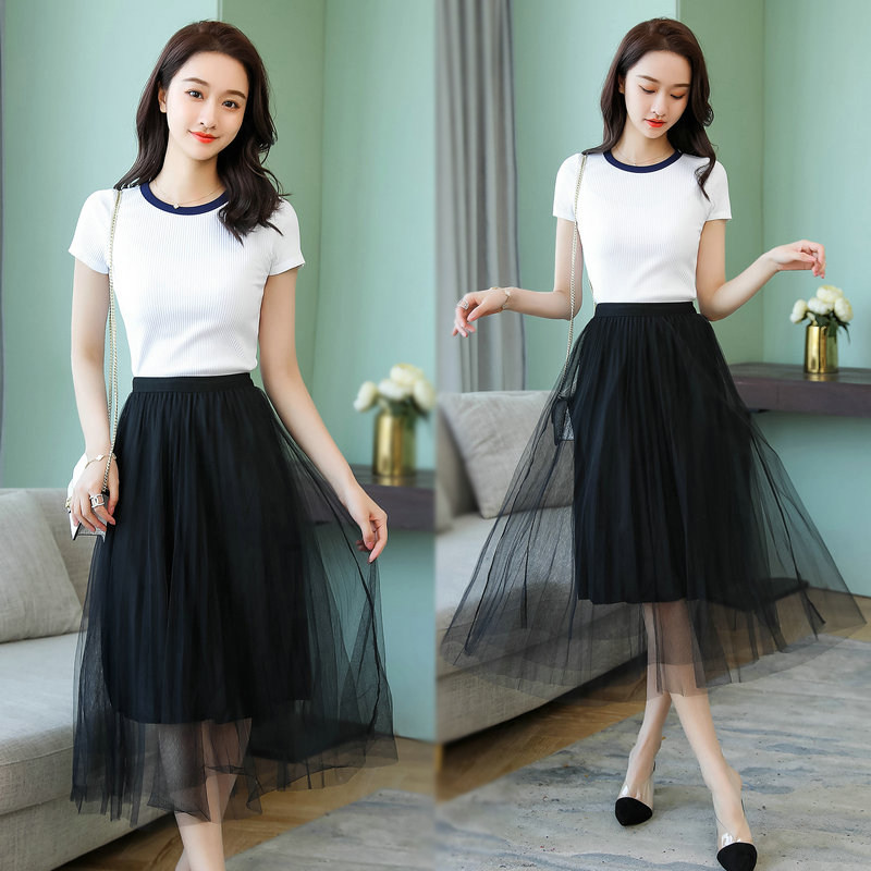 百褶裙女秋季新款中长网纱裙夏季黑色蕾丝仙女裙ins超火的半身裙在类目 女装/女士精品, 半身裙中 - 来自Buy2taobao.com提供专业的淘宝代购服务