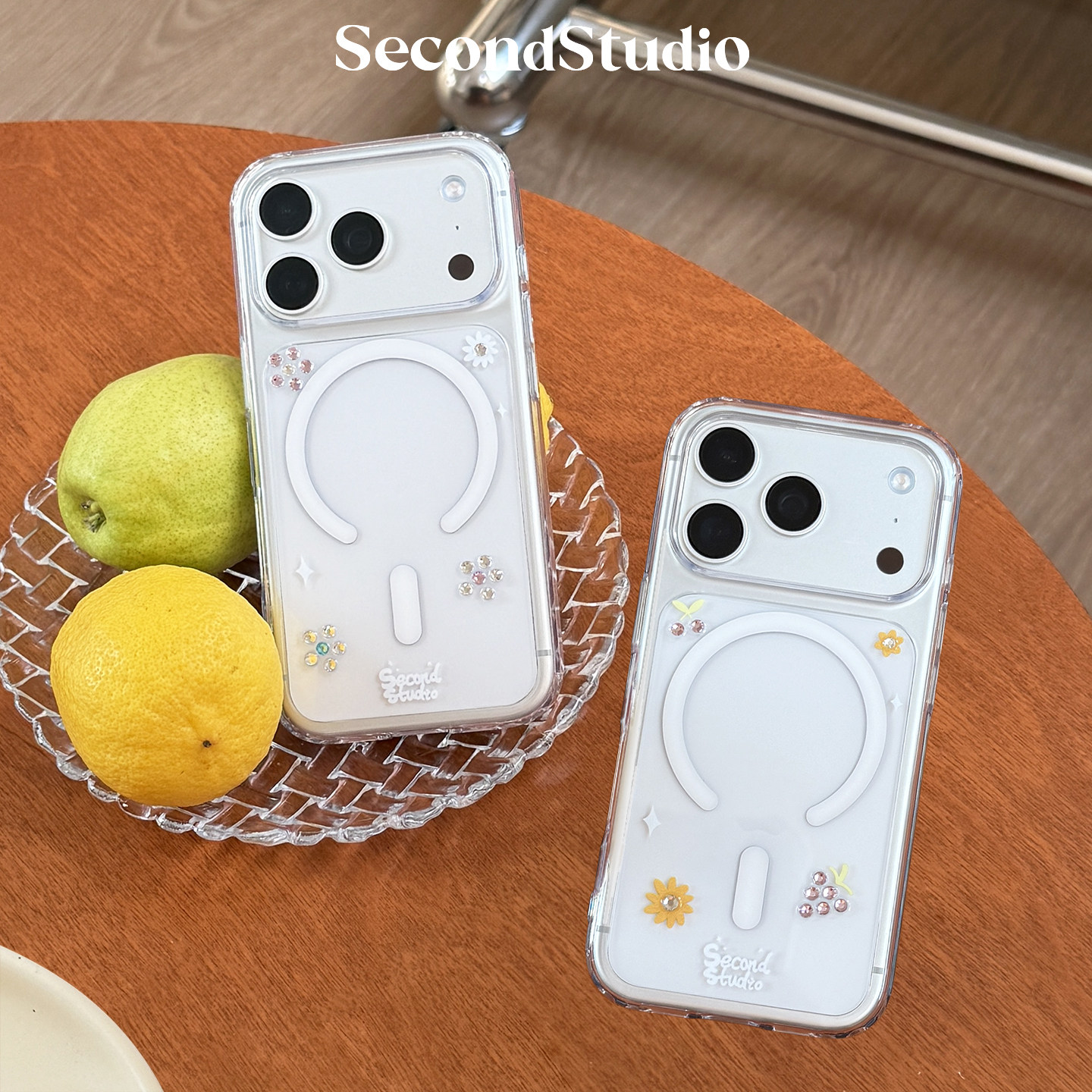 小雏菊钻钻磁吸iPhone手机壳图片