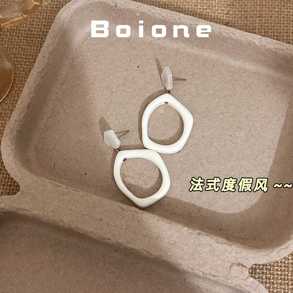 【实拍】复古法式度假风白色耳环