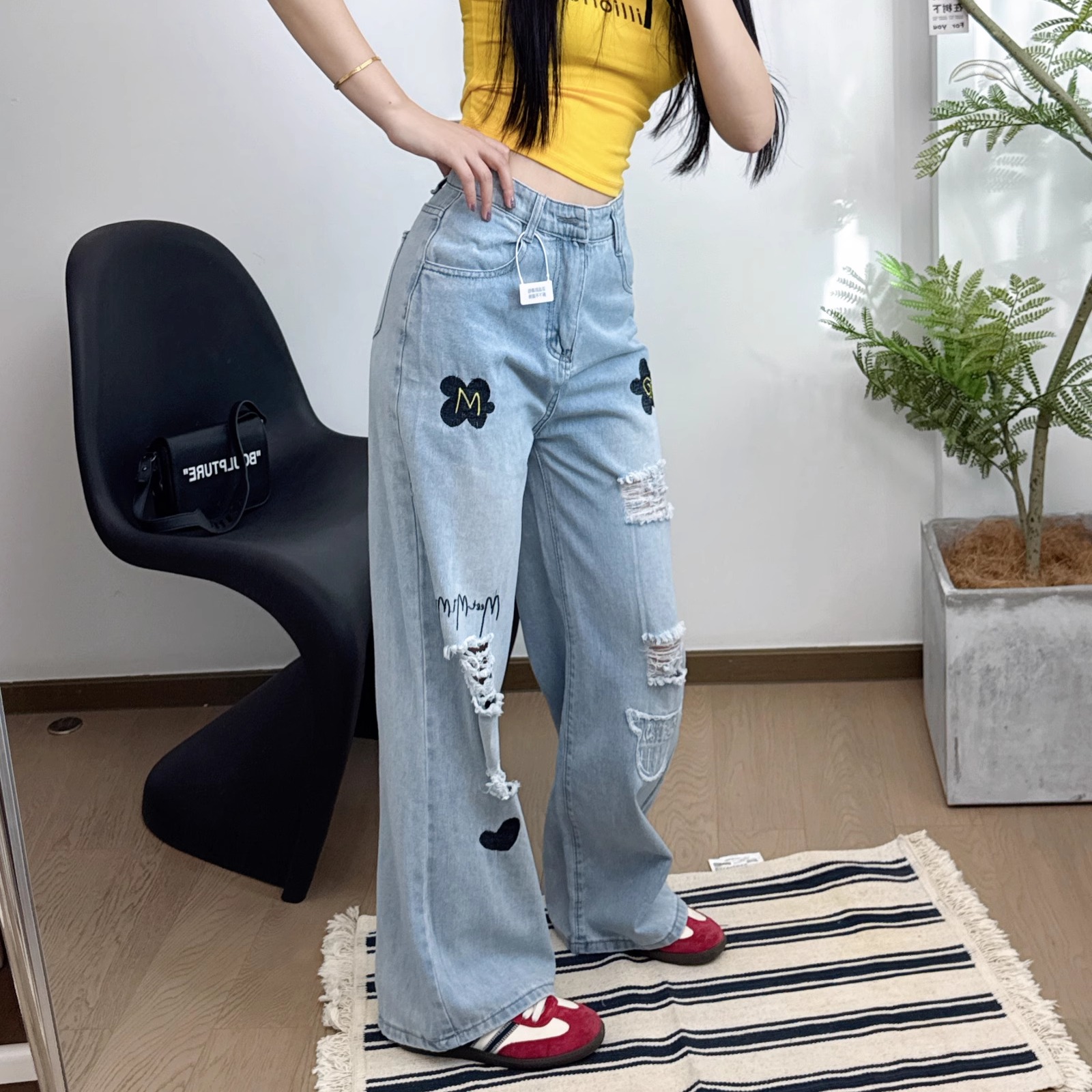 美式高街复古破洞阔腿刺绣牛仔裤女2025夏季新款宽松直筒垂感裤子