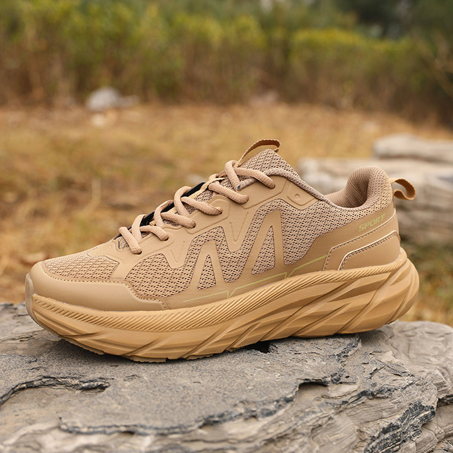 新款网面训练轻便舒适慢跑运动鞋防滑厚底户外休闲超轻登山跑步鞋