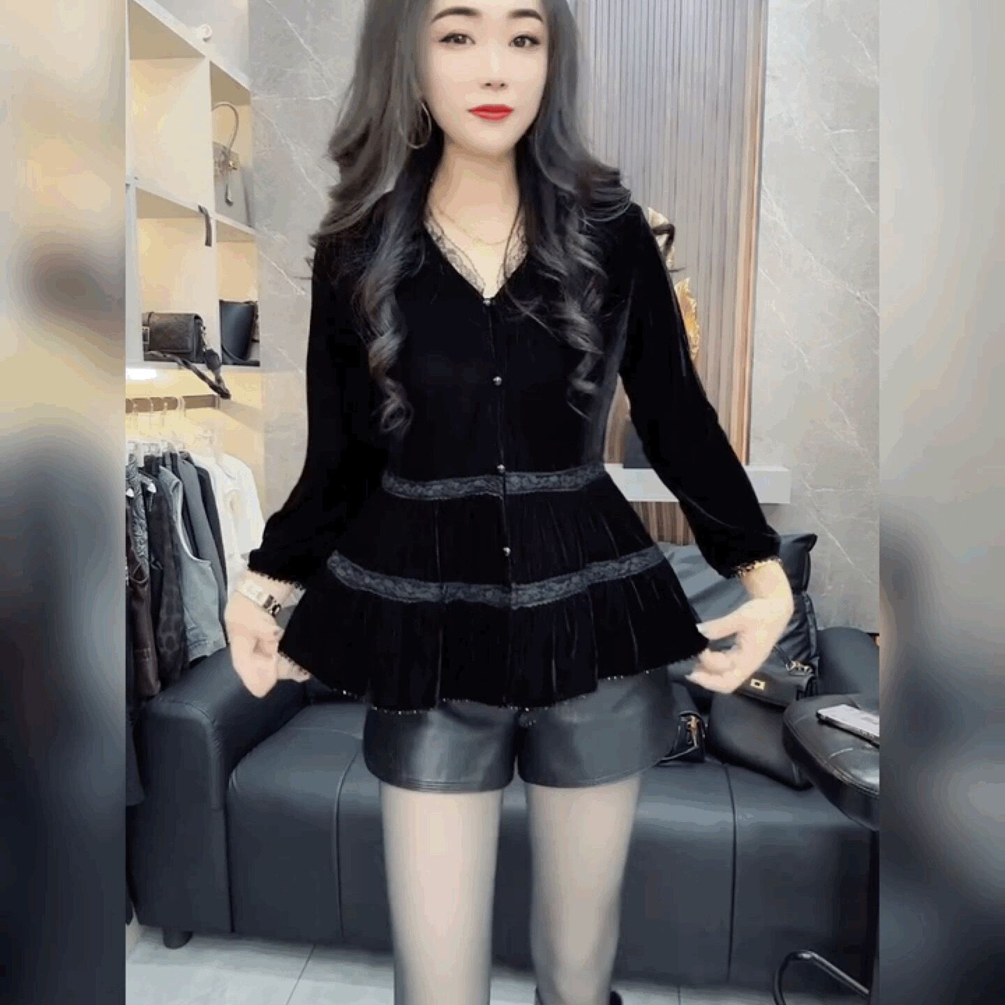 时尚蕾丝边A字版娃娃衫法式上衣图片