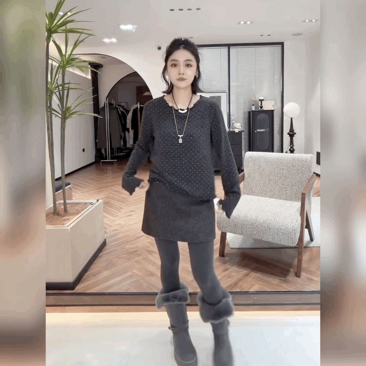 木耳边波点长袖T恤小衫女