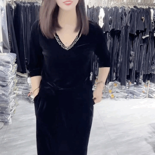 法式 欧货丝绒黑色V领上衣 金丝绒短袖 t恤女挂脖钉珠小心机打底小衫