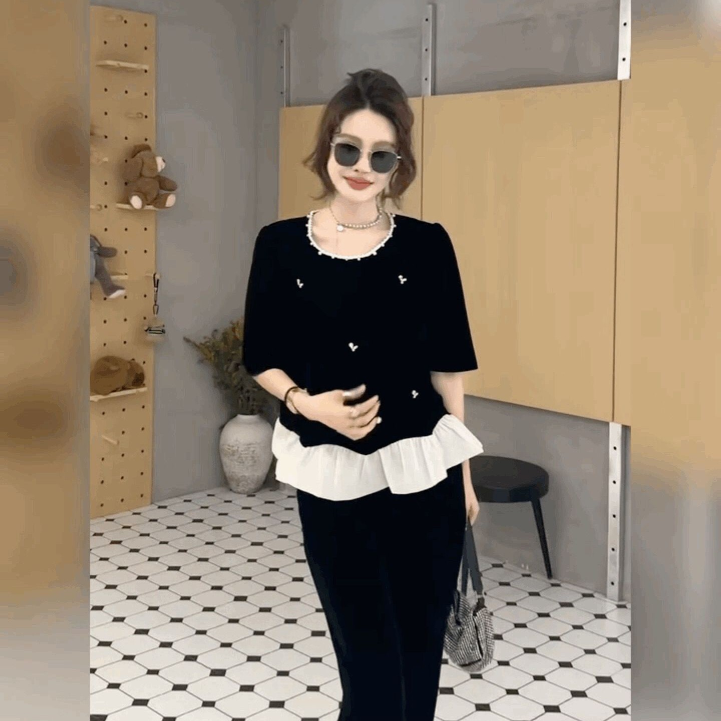 短袖小香风打底衫小衫法式黑色上衣重工钉珠雪纺荷叶边丝绒T恤女