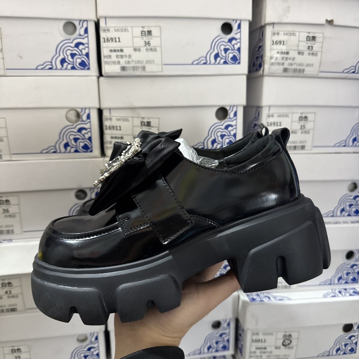 6cm品牌撤柜断码厚底粗跟真皮乐福鞋女春秋小个子增高小皮鞋大码