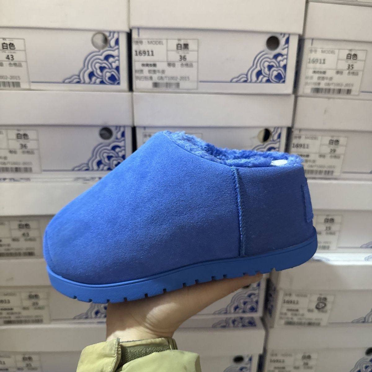 大棉品牌商场撤柜断码厚底真皮雪地靴女内增高卡皮巴拉新款猪鼻子,女鞋,时尚雪地靴,淘宝优惠券,粉丝福利购,淘宝优惠卷