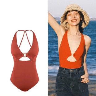 泳衣女复古镂空连体金属环挂背设计性感深V显瘦显身材辣妹风度假