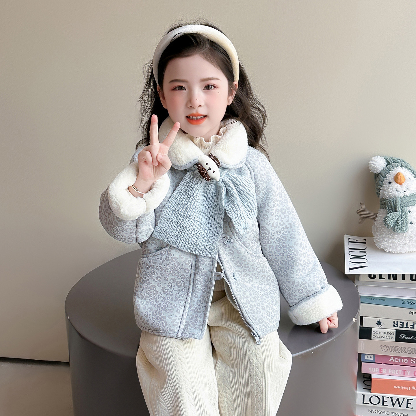 女童新款2026豹纹加绒外套秋冬新款宝宝洋气翻领毛领加厚保暖棉衣