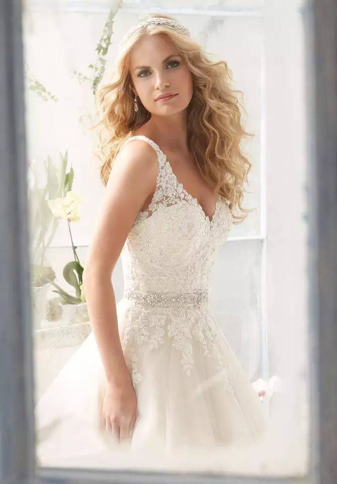 웨딩 드레스 민소매 등이없는 바닥 길이의 신부 드레스