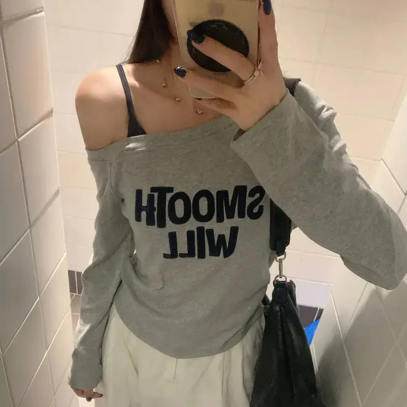 灰色斜肩露锁骨收腰长袖T恤女2026秋季打底衫假两件设计感上衣ins