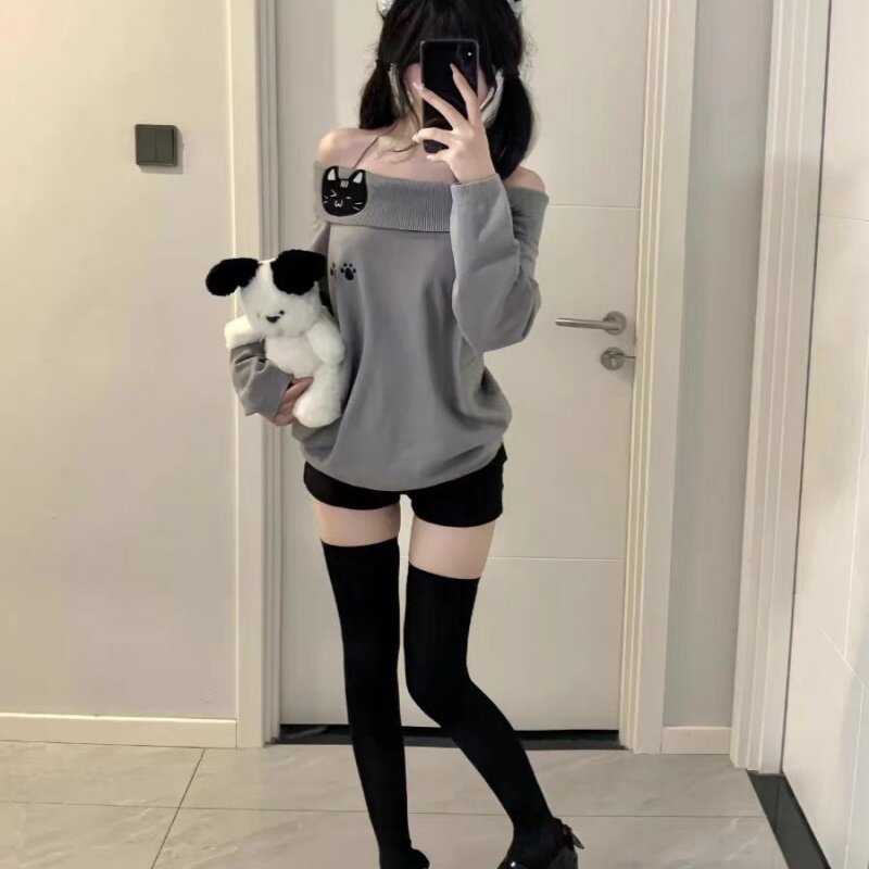 韩系一字肩可爱猫咪刺绣甜辣妹德绒长袖T恤女春秋冬INS风保暖上衣