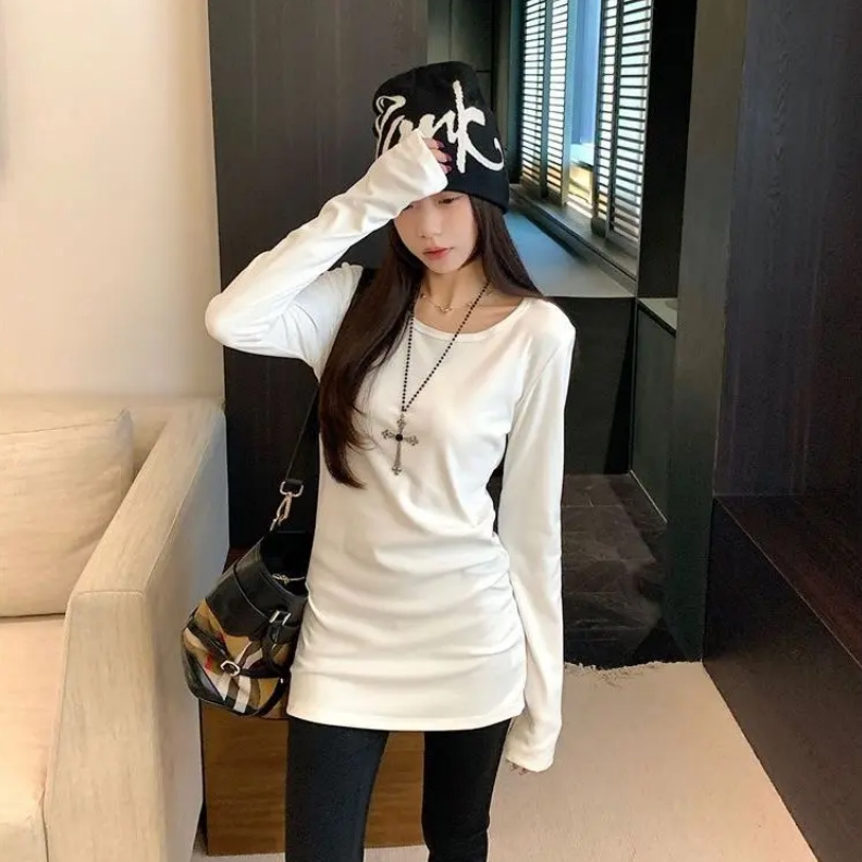 潮牌女装德绒保暖修身圆领长袖T恤秋季辣妹收腰中长款打底上衣潮