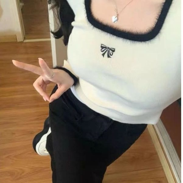 短款毛边方领长袖T恤女小心机设计感秋冬德绒内搭保暖打底衫上衣