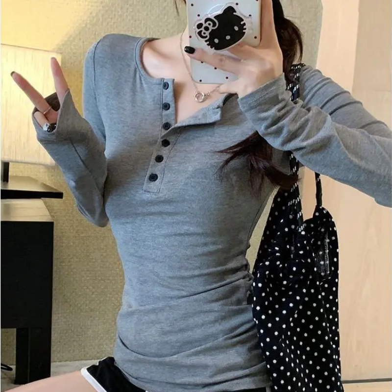 浅灰色超好看纽扣半开领长袖T恤女秋季显瘦纯欲修身休闲新款上衣